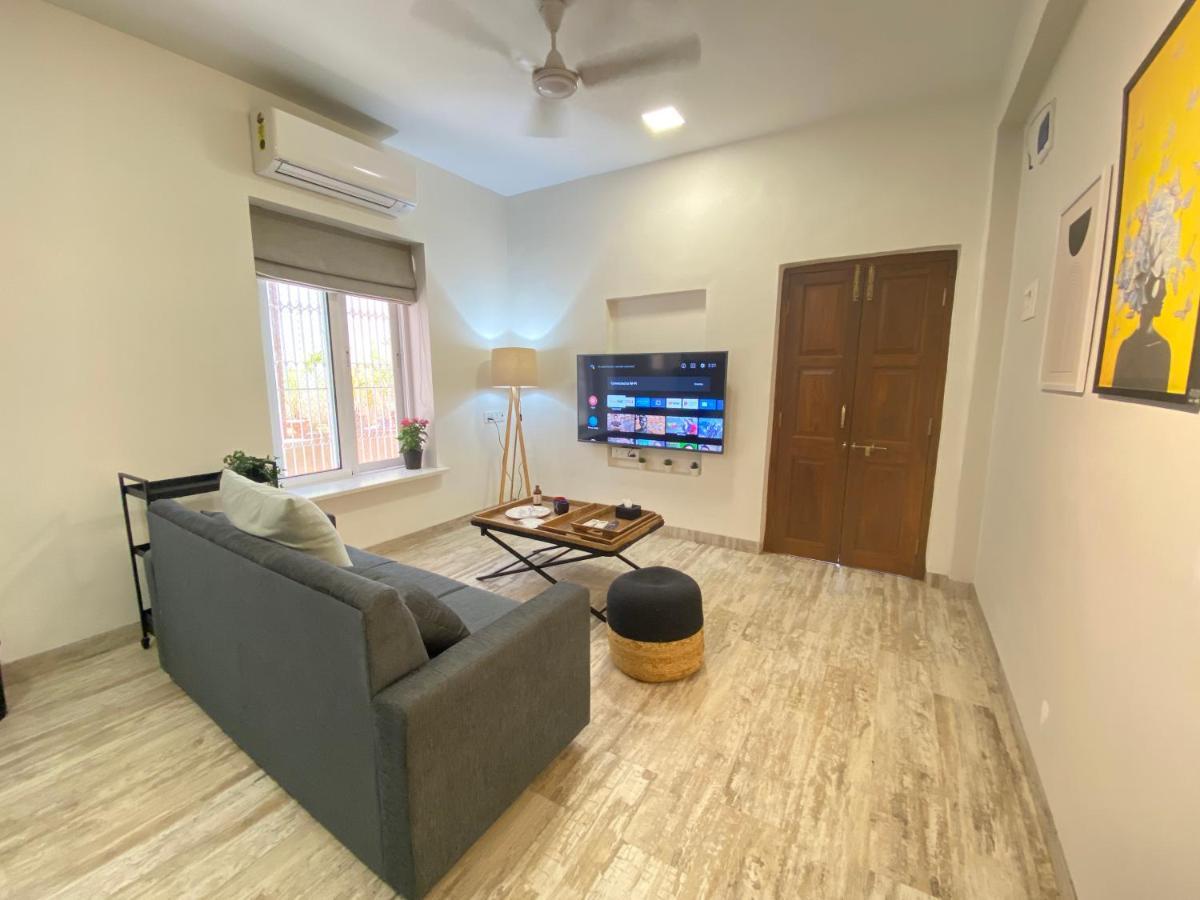 Cleo 1Bhk Khar W By The Bombay Home Company Exterior photo